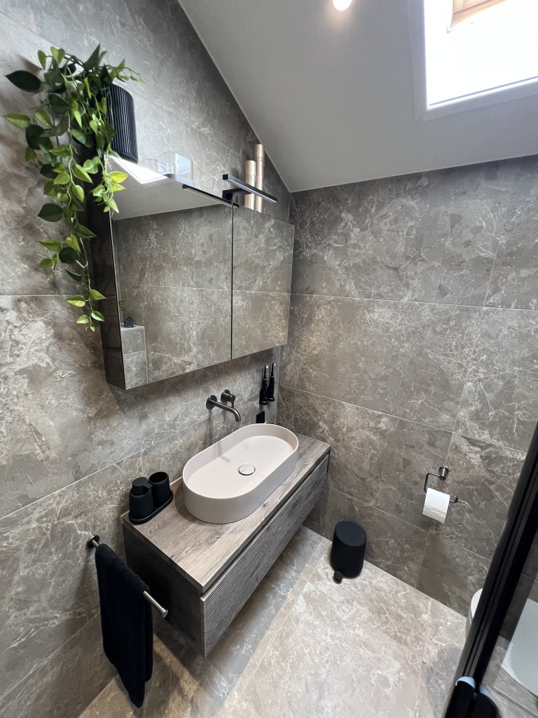 Badkamer renovatie Grote Oost 